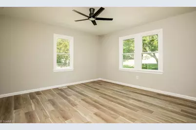 348 Albany Street, Burlington, NC 27215 - Photo 12
