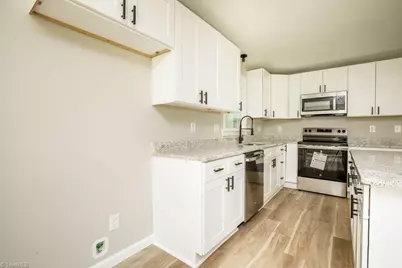 348 Albany Street, Burlington, NC 27215 - Photo 6