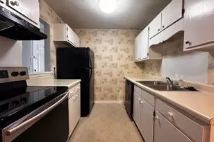 5611 Hornaday Rd, Greensboro, NC 27409 - Photo 2