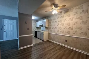5611 Hornaday Rd, Greensboro, NC 27409 - Photo 8