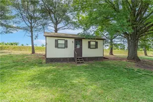 154 Meadowview Rd, Mocksville, NC 27028 - Photo 6
