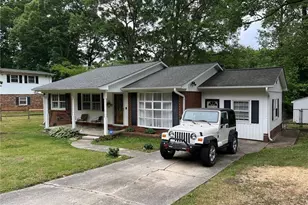 3911 Raintree Dr, Greensboro, NC 27407 - Photo 1