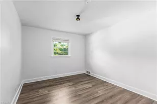 1300 Miller St, Winston-Salem, NC 27103 - Photo 12