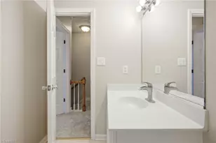 302 Carrington Ln, Thomasville, NC 27360 - Photo 18