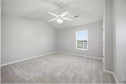 302 Carrington Lane, Thomasville, NC 27360 - Photo 14