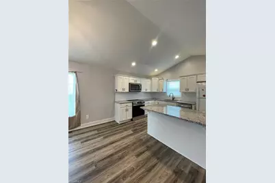 100 Hillside Drive, Thomasville, NC 27360 - Photo 8