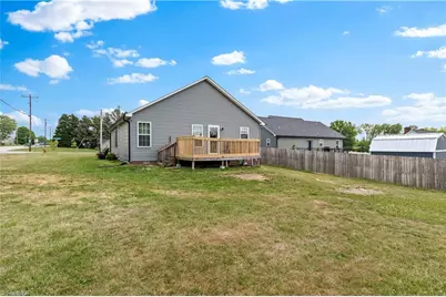 100 Hillside Drive, Thomasville, NC 27360 - Photo 24