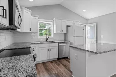 100 Hillside Drive, Thomasville, NC 27360 - Photo 6