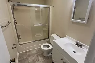 506 Summit St, Madison, NC 27025 - Photo 10