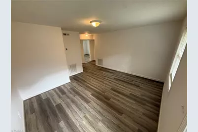 513 S Green Street #C, Winston-Salem, NC 27101 - Photo 4