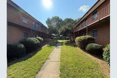 513 S Green Street #C, Winston-Salem, NC 27101 - Photo 2