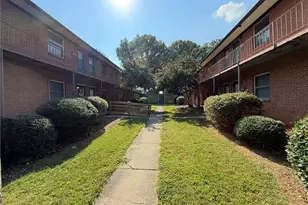 513 S Green St, Winston-Salem, NC 27101 - Photo 2