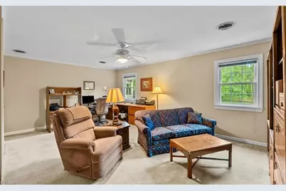 2109 Medford Lane, Greensboro, NC 27408 - Photo 28