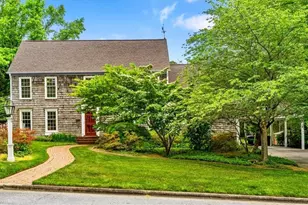 2109 Medford Ln, Greensboro, NC 27408 - Photo 4