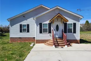 12 Forest Hill Rd, Lexington, NC 27295 - Photo 1