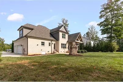 7703 Northern Estates Point, Greensboro, NC 27455 - Photo 36