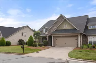 102 Sweetwater Ct, Clemmons, NC 27012 - Photo 4