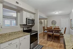5525 Hornaday Rd, Greensboro, NC 27409 - Photo 16