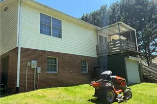 273 Woodbridge Dr, Mount Airy, NC 27030 - Photo 6