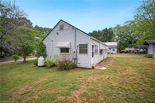 129 W Finch Ave, Denton, NC 27239 - Photo 18