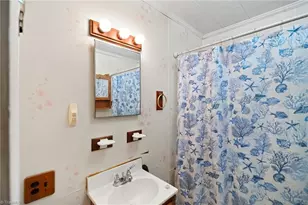129 W Finch Ave, Denton, NC 27239 - Photo 10