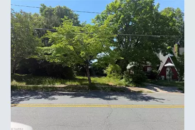 426 W 25th Street, Winston-Salem, NC 27105 - Photo 2