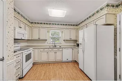 4001 Marie Drive, Winston-Salem, NC 27127 - Photo 8
