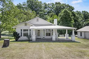 792 Academy St, Franklinville, NC 27248 - Photo 2