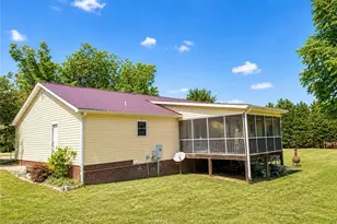 858 George Murphy Rd, Winston-Salem, NC 27107 - Photo 4