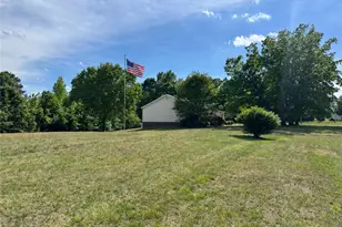 858 George Murphy Rd, Winston-Salem, NC 27107 - Photo 24