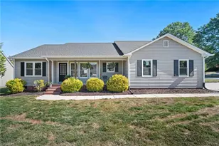 102 Birchwood Ct, Trinity, NC 27370 - Photo 1