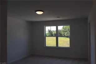 2431 Pleasant Hill Liberty Rd, Liberty, NC 27298 - Photo 28