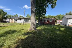 1706 Alice Ave, Greensboro, NC 27401 - Photo 20