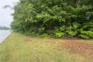 2320 E Green Dr, High Point, NC 27260 - Photo 1