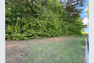 2320 E Green Drive, High Point, NC 27260 - Photo 2
