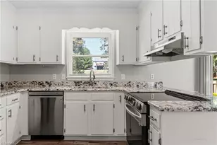5525 Moravian Heights Ln, Clemmons, NC 27012 - Photo 14