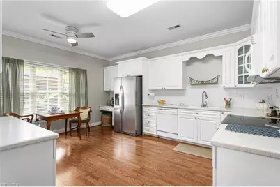 128 Oakmont Drive, Kernersville, NC 27284 - Photo 4