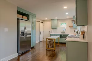 519 N Staley St, Liberty, NC 27298 - Photo 8