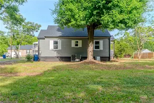 519 N Staley St, Liberty, NC 27298 - Photo 4