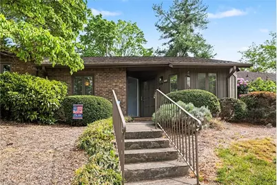 132 Breckindale Circle, Winston-Salem, NC 27104 - Photo 2