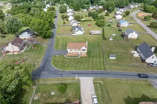 136 Central Ridge Ct, Clemmons, NC 27012 - Photo 2
