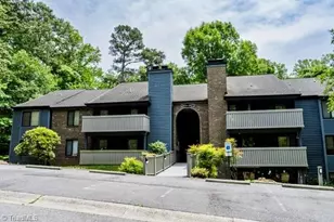 2935 Oaktop Cir, Greensboro, NC 27410 - Photo 2