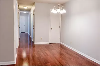 2935 Oaktop Circle, Greensboro, NC 27410 - Photo 6