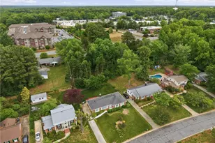 3420 Glouchester Ln, Greensboro, NC 27410 - Photo 42