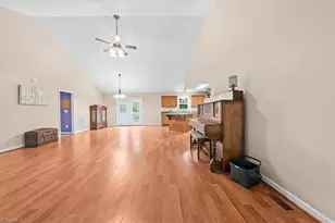 2529 Danny Bell Rd, Asheboro, NC 27205 - Photo 8