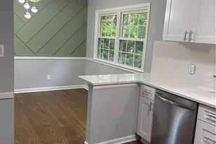 1703 Gracewood Dr, Greensboro, NC 27408 - Photo 8