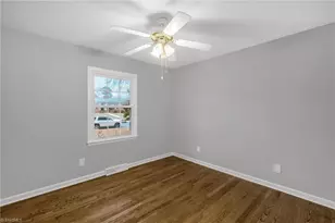1703 Gracewood Dr, Greensboro, NC 27408 - Photo 18
