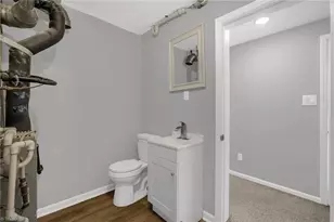 1703 Gracewood Dr, Greensboro, NC 27408 - Photo 26