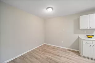 2205 Sunderland Rd, Winston-Salem, NC 27103 - Photo 14