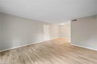 2205 Sunderland Rd, Winston-Salem, NC 27103 - Photo 6